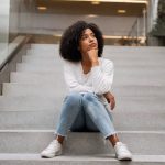 Pyramide de Maslow : comprendre les besoins humains pour mieux les utiliser en marketing et en entreprise